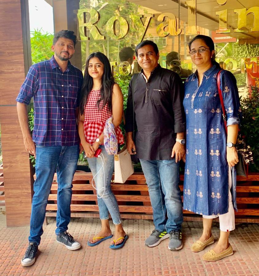 Thayamkery'S Royal Inn Kochi Exterior photo